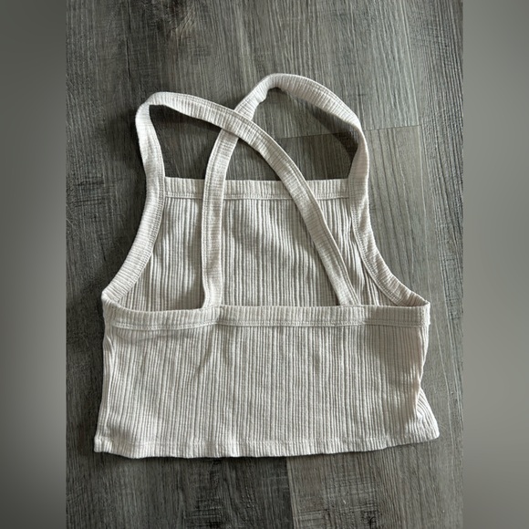 3/$15 - American eagle crop top - Picture 2 of 3